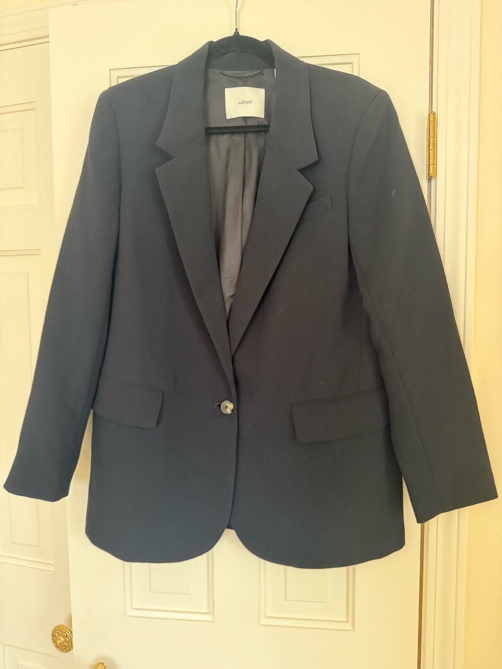 Aritzia Wilfred Black Single-Button Tailored Blazer